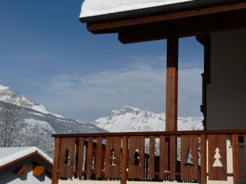 Bed and Breakfast Chalet Des Alpes Crans-Montana Exterior foto