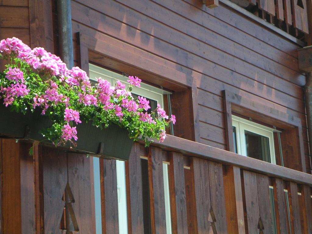 Chalet Des Alpes - Sunset View - Crans-Montana Exterior foto